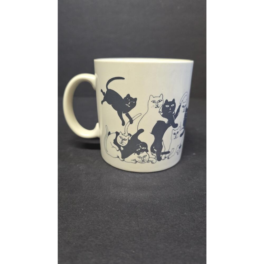 Vintage Taylor & Ng Stack Of Naughty Cats Coffee Mug Ceramic Retro Japan 1979